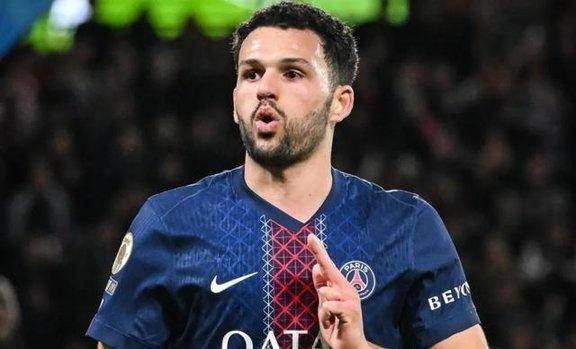 法甲巴黎经欧冠鏖战后战梅斯，30完胜登顶，朗斯能反超吗？